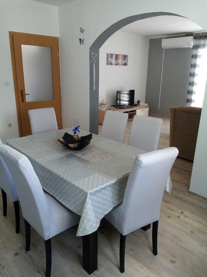 Apartment Darinka Σίμπενικ Εξωτερικό φωτογραφία